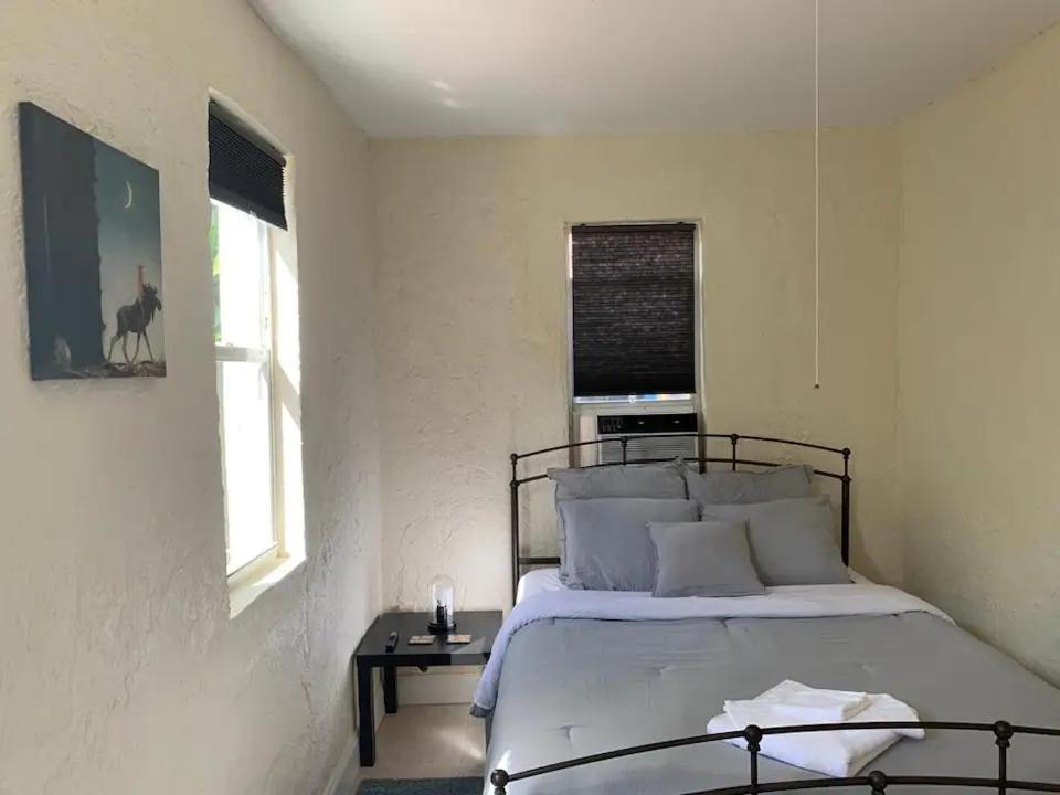 Cute Private Room, Near The Airport - Free Parking - 02 Homestay Miami